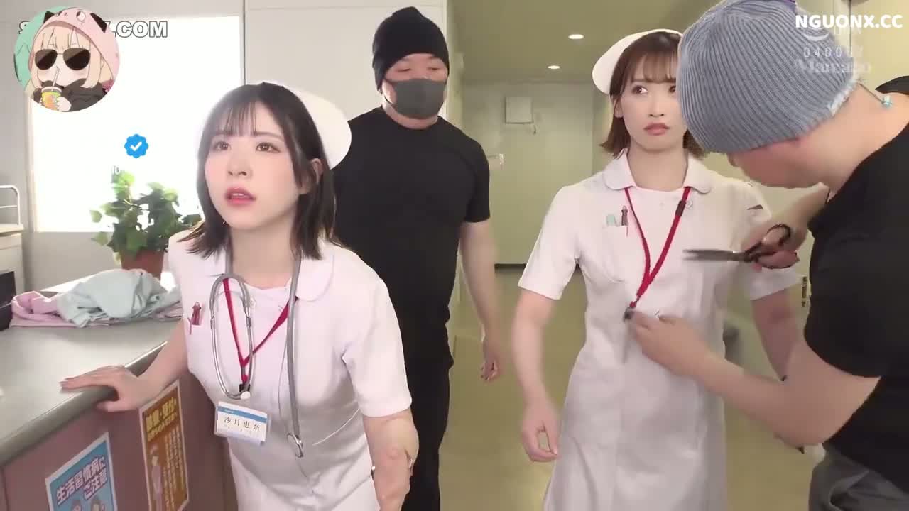 Nữ bác sĩ bị thôi miên